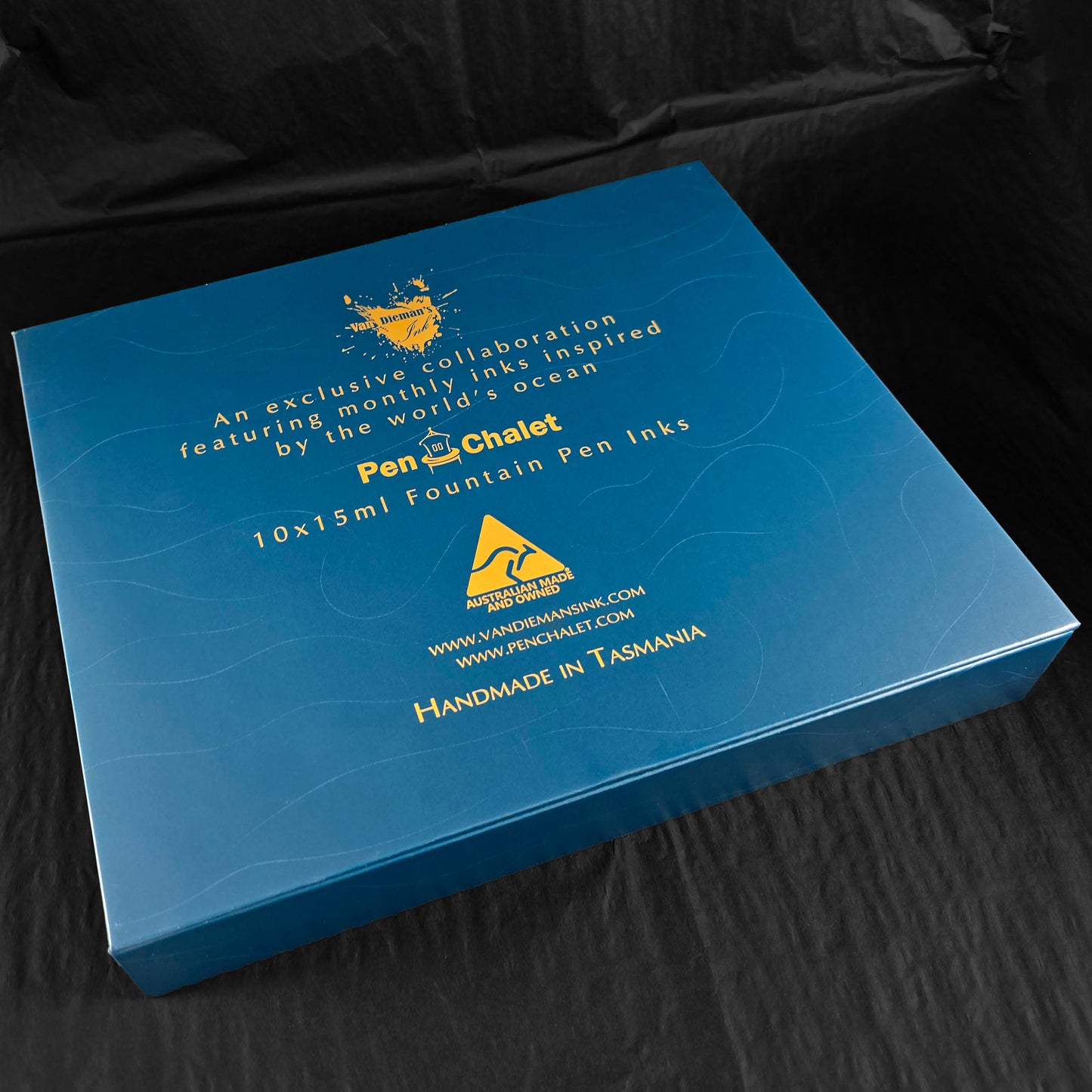 Van Dieman's & Pen Chalet's World Oceans - Boxed Collection
